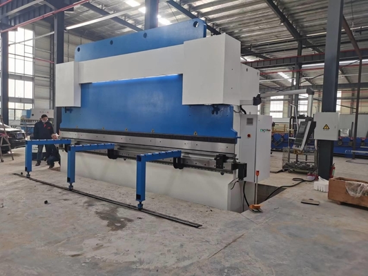 600tn/4600 CNC پرس ترمز Y1، Y2، X R + میز انحراف