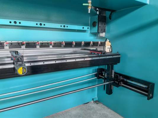 11 KW Press Brake Machine One Year Maintenance and Heavy-Duty Bending